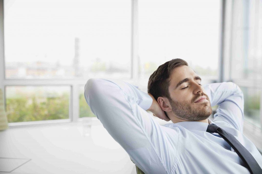 Técnicas de relaxamento: 4 dicas eficientes para controle do estresse